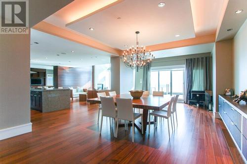 2575 Garden Court, West Vancouver, BC - Indoor Photo Showing Dining Room