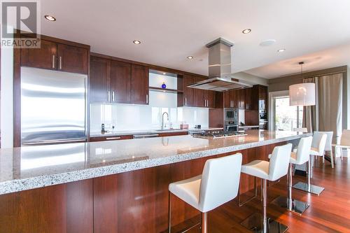 2575 Garden Court, West Vancouver, BC - Indoor