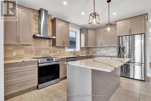 3 Grundy Crescent, East Luther Grand Valley, ON - Indoor Photo Showing Kitchen With Upgraded Kitchen