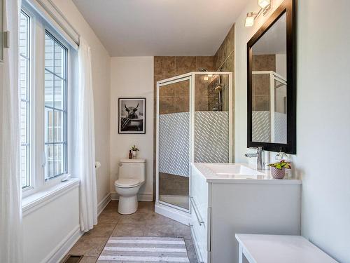 Bathroom - 1824 Rue Bachand, Carignan, QC - Indoor Photo Showing Bathroom