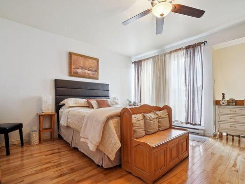 Chambre Ã Â coucher - 123 Rue Louis-Hébert, Boucherville, QC - Indoor Photo Showing Bedroom