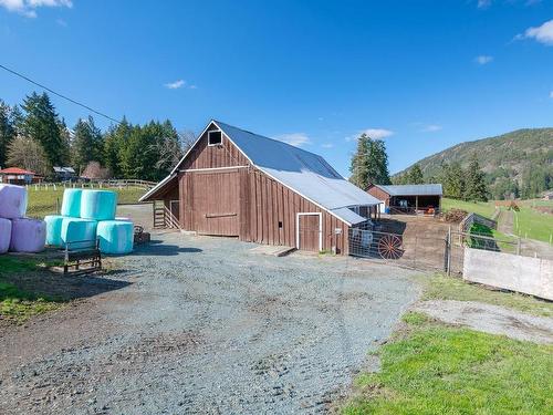 7087 Mays Rd, Duncan, BC 