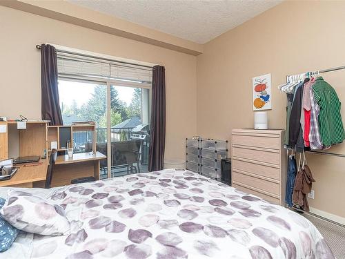 204-623 Treanor Ave, Langford, BC - Indoor Photo Showing Bedroom