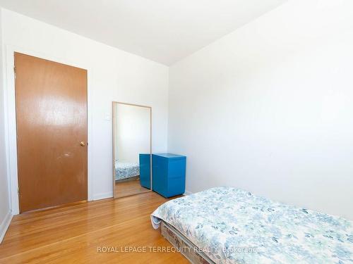 18 Rosette Crt, Toronto, ON - Indoor Photo Showing Bedroom