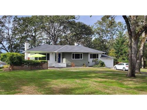 1434 Wende Rd, Saanich, BC 