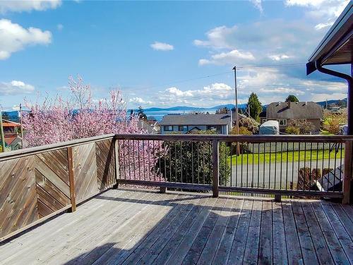 332 Roberts St, Ladysmith, BC 