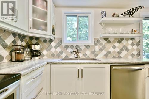 50 Hawthorne Crescent S, Barrie, ON - Indoor Photo Showing Kitchen With Double Sink