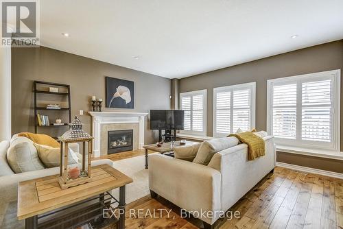 3 Cowper Court, Hamilton, ON - Indoor Photo Showing Living Room With Fireplace