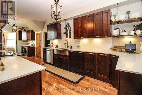 3088 Base Line, Otonabee-South Monaghan, ON - Indoor Photo Showing Kitchen With Upgraded Kitchen