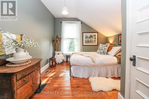 3088 Base Line, Otonabee-South Monaghan, ON - Indoor Photo Showing Bedroom