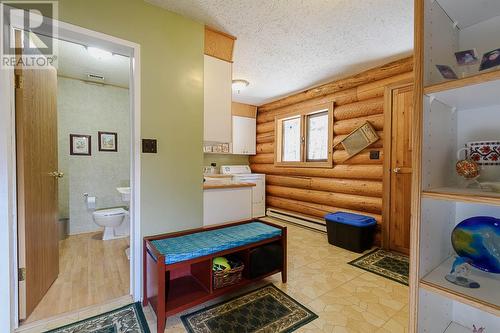 6492 Wasa Lake Park Drive, Wasa, BC - Indoor