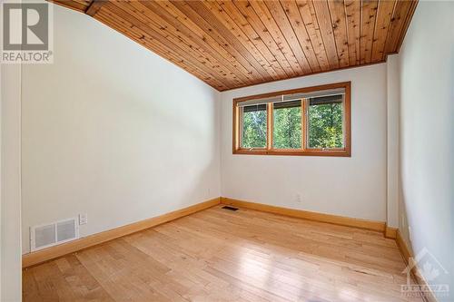 3826 Stonecrest Road, Ottawa, ON - Indoor Photo Showing Other Room