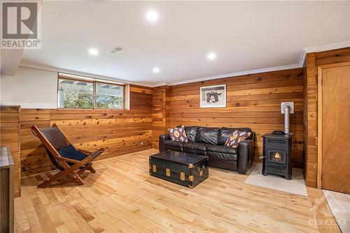 3826 Stonecrest Road, Ottawa, ON - Indoor