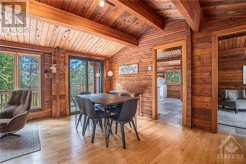 3826 Stonecrest Road, Ottawa, ON - Indoor Photo Showing Dining Room