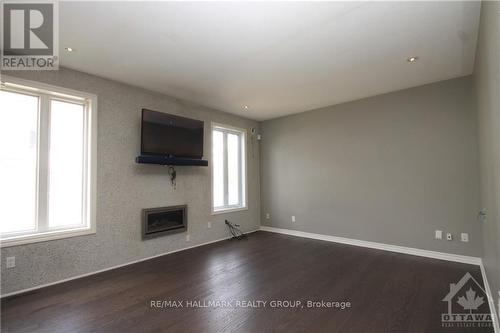 322 Fairlakes Way, Ottawa, ON - Indoor With Fireplace