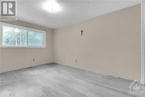 1271 Meadowlands Drive E, Ottawa, ON - Indoor Photo Showing Other Room