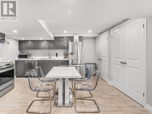 27 Windham Drive, Toronto, ON - Indoor Photo Showing Kitchen