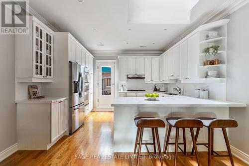 68 Aberdeen Avenue, Toronto, ON - Indoor Photo Showing Kitchen