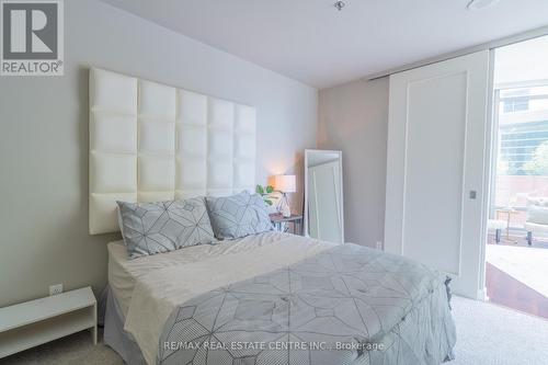 201 - 81 Navy Wharf Court, Toronto, ON - Indoor Photo Showing Bedroom