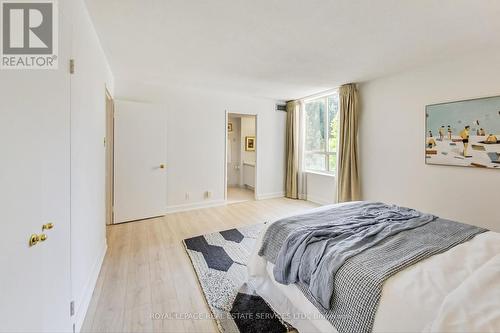 203 - 205 Wynford Drive, Toronto, ON - Indoor Photo Showing Bedroom