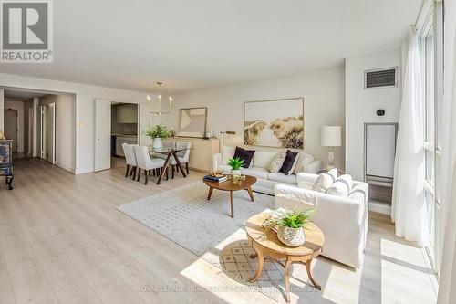 203 - 205 Wynford Drive, Toronto, ON - Indoor Photo Showing Living Room