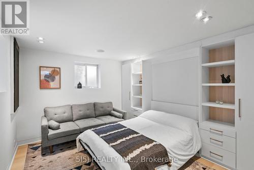 421 Craven Road, Toronto, ON - Indoor Photo Showing Bedroom