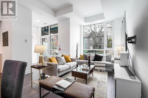 154 Logan Avenue, Toronto, ON - Indoor Photo Showing Living Room