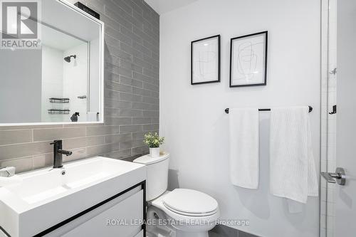 154 Logan Avenue, Toronto, ON - Indoor Photo Showing Bathroom