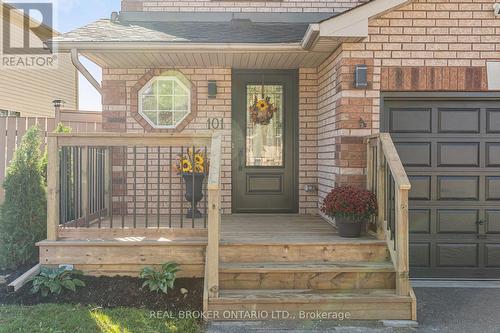 101 Wessenger Drive S, Barrie, ON - Outdoor With Deck Patio Veranda