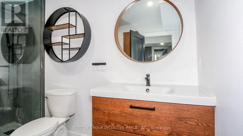 4 Acorn Crescent W, Wasaga Beach, ON - Indoor Photo Showing Bathroom