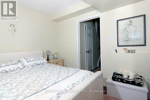 2244 - 2244 Marine Drive, Oakville, ON - Indoor Photo Showing Bedroom