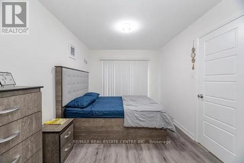 33 - 165 Hampshire Way, Milton, ON - Indoor Photo Showing Bedroom