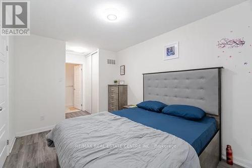 33 - 165 Hampshire Way, Milton, ON - Indoor Photo Showing Bedroom