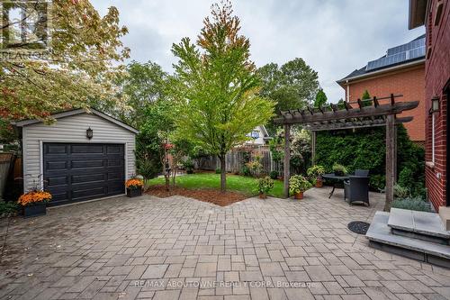 2595 Capilano Crescent, Oakville, ON - Outdoor