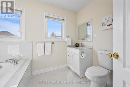 44 Wellspring Drive, Brampton, ON - Indoor Photo Showing Bathroom