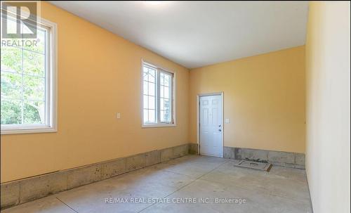 14125 Derry Road, Milton, ON - Indoor Photo Showing Other Room