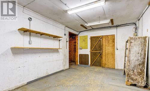 14125 Derry Road, Milton, ON - Indoor Photo Showing Garage