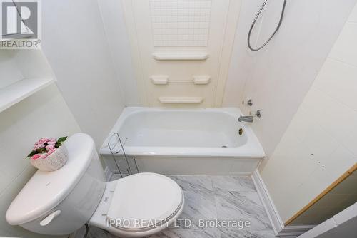 1259 Ogden Avenue, Mississauga, ON - Indoor Photo Showing Bathroom