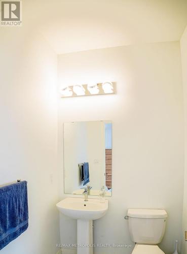 105 Kingsbridge Drive, Amherstburg, ON - Indoor Photo Showing Bathroom