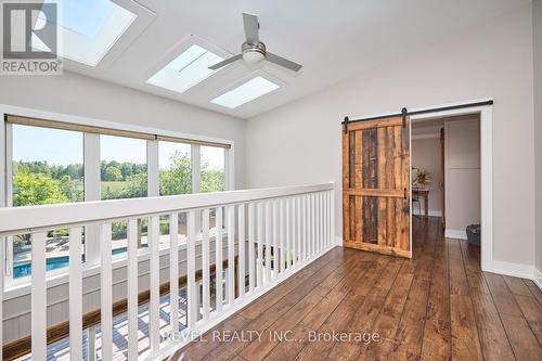 858 Metler Road, Pelham, ON - Indoor Photo Showing Other Room