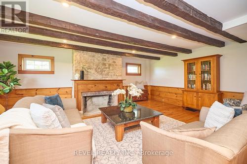 858 Metler Road, Pelham, ON - Indoor Photo Showing Living Room With Fireplace