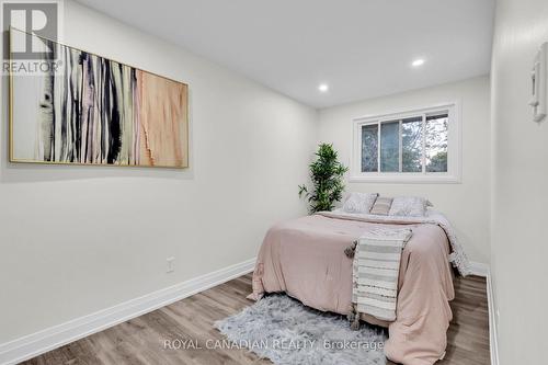 189 Country Club Drive, Guelph, ON - Indoor Photo Showing Bedroom