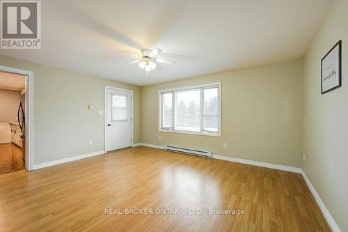 86119 Kintail Line, Ashfield-Colborne-Wawanosh, ON - Indoor Photo Showing Other Room