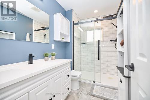 12 Fairburn Avenue, St. Catharines, ON - Indoor Photo Showing Bathroom