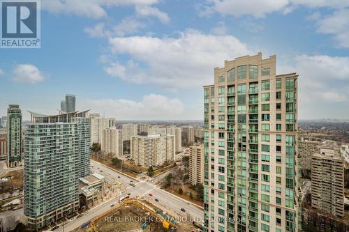 3302 - 3515 Kariya Drive, Mississauga, ON - Outdoor With Facade