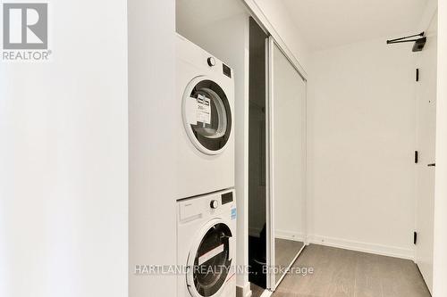 5109 - 55 Mercer Street, Toronto, ON - Indoor Photo Showing Laundry Room