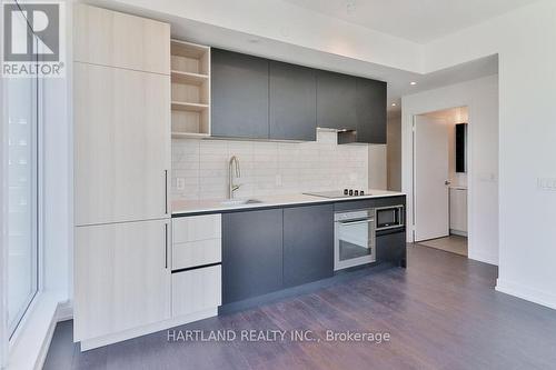 5109 - 55 Mercer Street, Toronto, ON - Indoor Photo Showing Kitchen