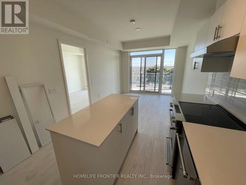 307 - 8960 Jane Street W, Vaughan, ON - Indoor Photo Showing Kitchen