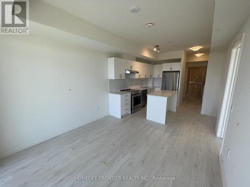 307 - 8960 Jane Street W, Vaughan, ON - Indoor Photo Showing Kitchen