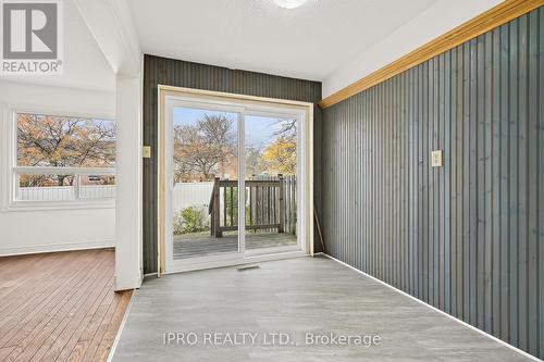 4 Farnham Drive, Brampton, ON - Indoor Photo Showing Other Room